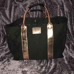 Like new LARGE VS TOTE